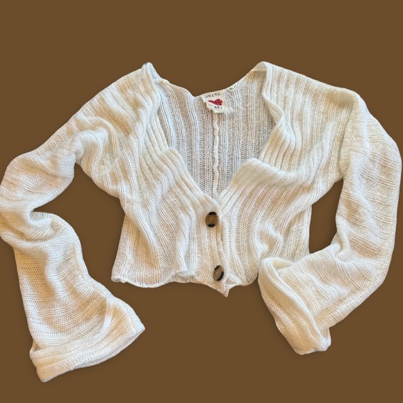 Derek Heart White Knit Sweater - Picture 1 of 7